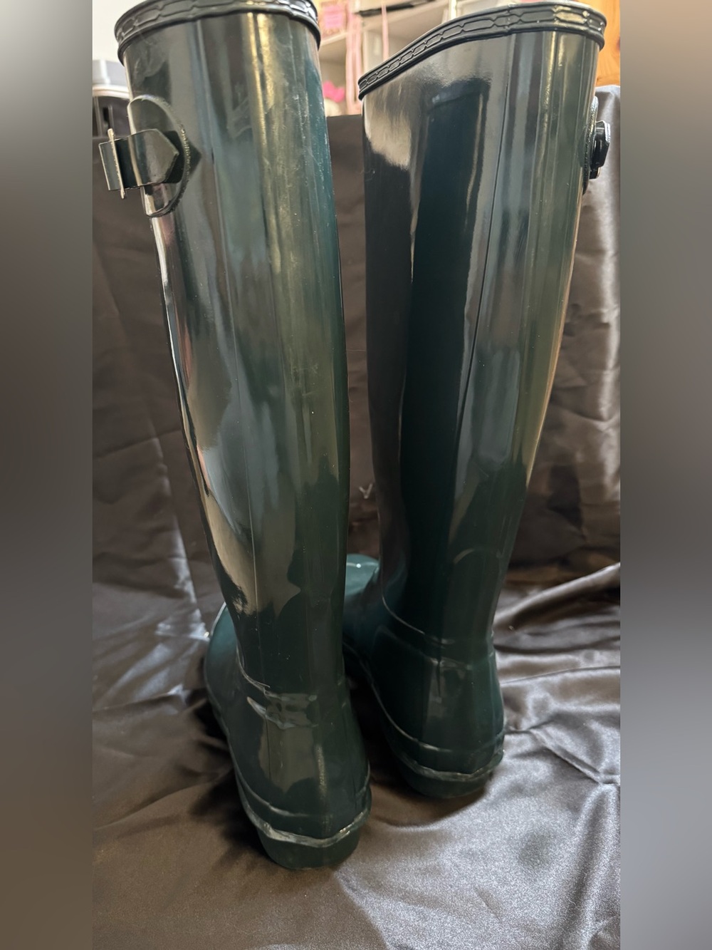 Hunter Gloss Tall Rain Boots in Forest Green - Picture 4 of 8